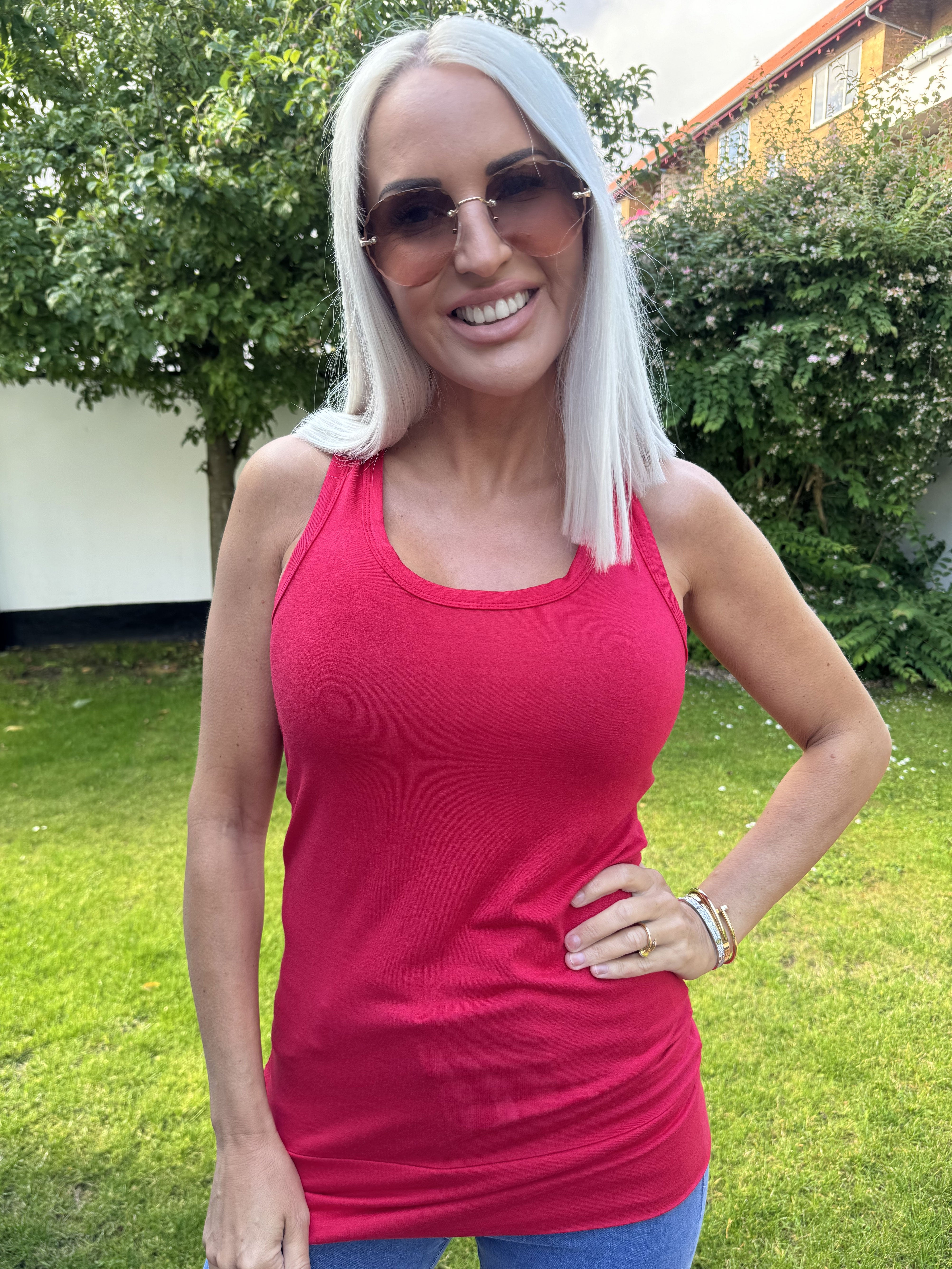 Kos - Basis top i åndbart stof